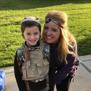 Meet your Posher, Sara